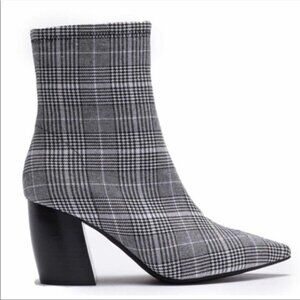 NEW Jeffrey Campbell Plaid Houndstooth Ankle Booties with Angled Block Booties